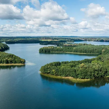 Ukiel Park 17 Przy Plazy Miejskiej I Lesie *